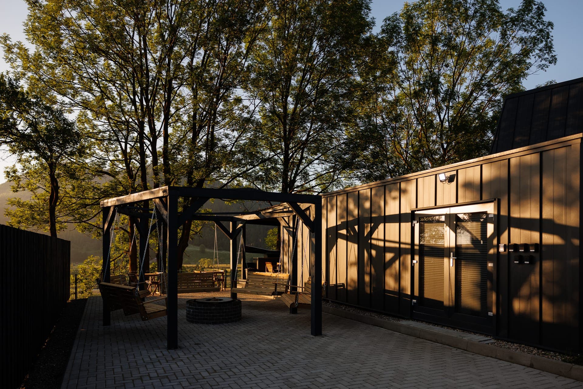 Reconnect Glamping exterior